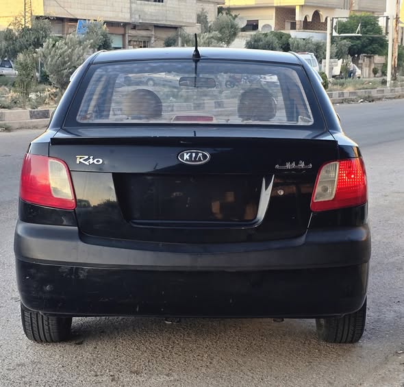 كيا ريو 2010 - صورة 2