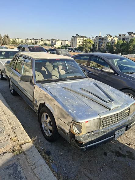 مازدا 929 1983 - صورة 2