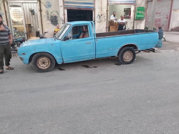 نيسان بيك أب 1977 - صورة 1