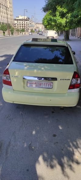 هيونداي فيرنا 2011 - صورة 2