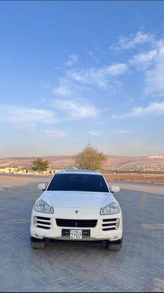بورش كايين 2010 - صورة 1