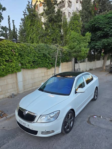 سكودا أوكتافيا 2010 - صورة 1