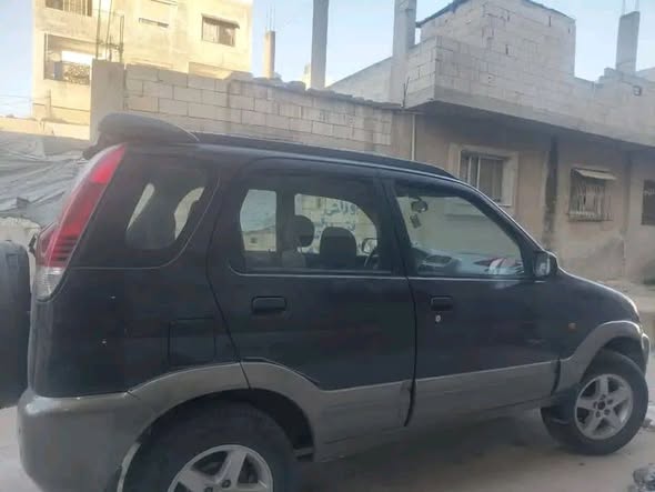 ديهاتسو تيريوس 2004 - صورة 3