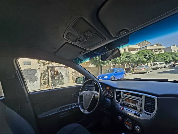 كيا ريو 2009 - صورة 2