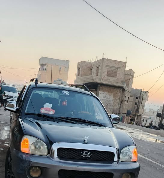 هيونداي سنتافي 2005 - صورة 1
