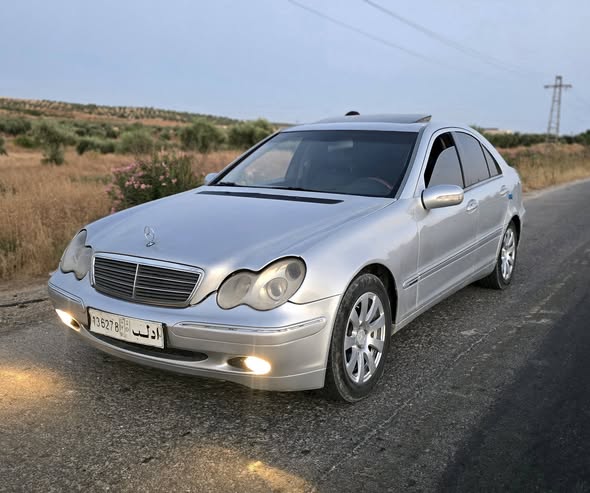 مرسيدس c200 2001 - صورة 5