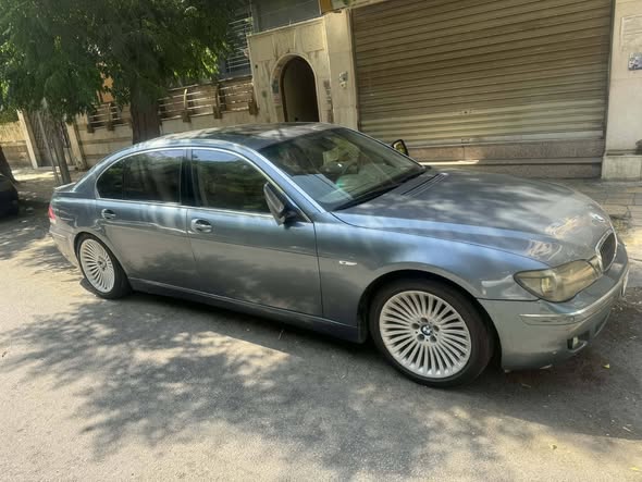 بي إم دبليو 750 2007 - صورة 2