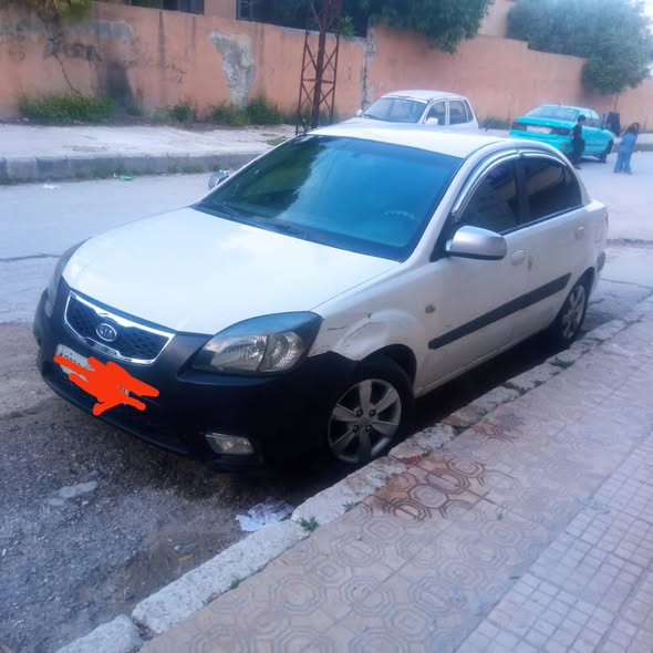 كيا ريو 2010 - صورة 2