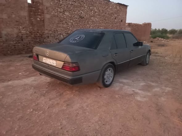 مرسيدس 300 1994 - صورة 3
