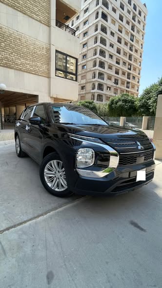ميتسوبيشي أوتلاندر 2024 - صورة 2