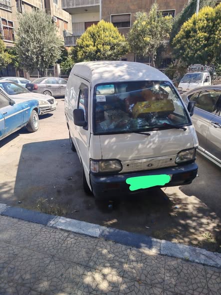 كيا تاونر 2002 - صورة 1