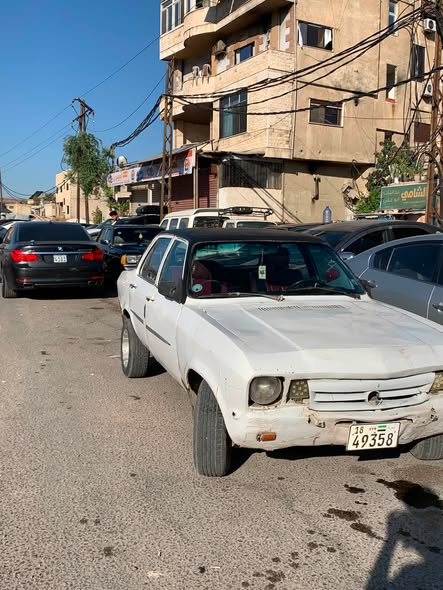 اوبل اسكونا 1974 - صورة 3