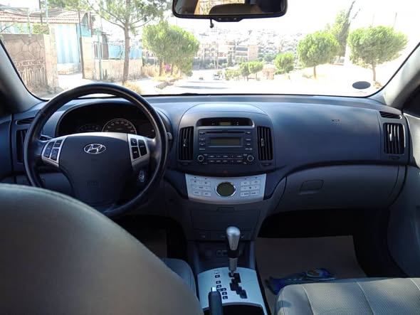 هيونداي أفانتي 2009 - صورة 5