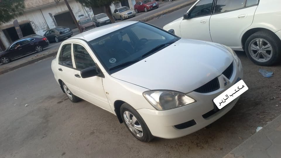 ميتسوبيشي لانسر 2006 - صورة 1