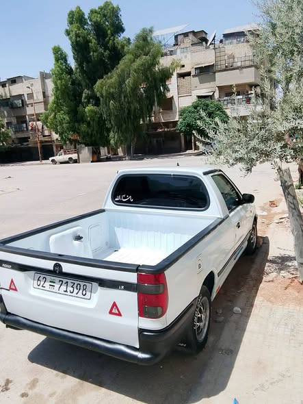 سكودا بيك اب 1996 - صورة 2