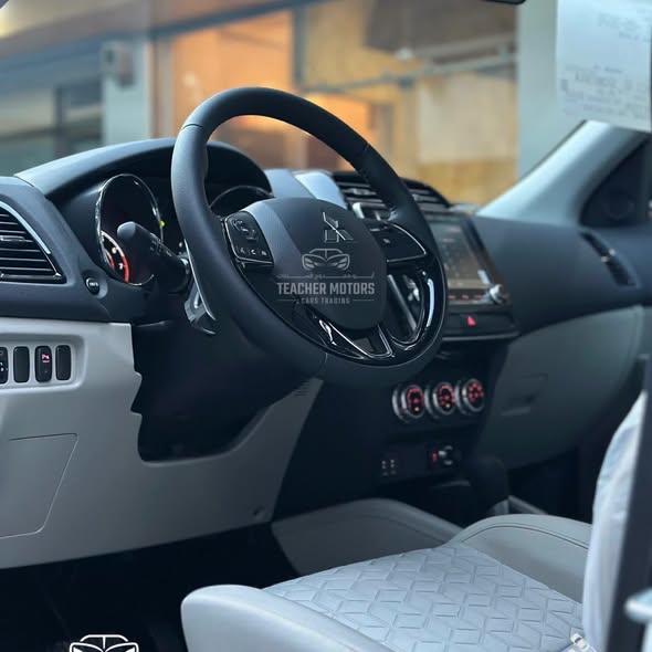 ميتسوبيشي ASX 2025 - صورة 3