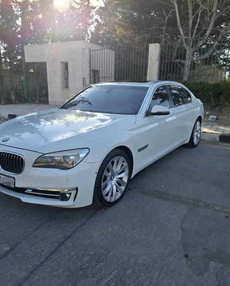 بي إم دبليو 740Li 2014 - صورة 5