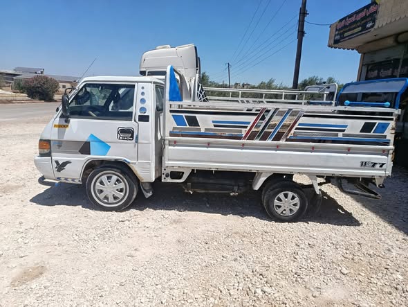 هونداي H-100 1996 - صورة 2