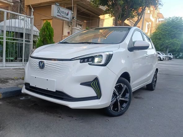 شانجان E-star 2024 - صورة 3