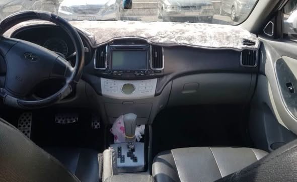 هونداي افانتي 2010 - صورة 5