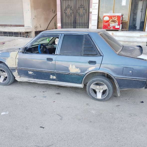 ميتسوبيشي لانسر 1983 - صورة 2