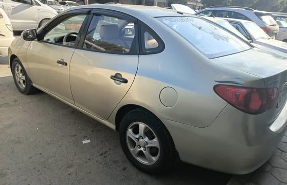 هيونداي افانتي 2007 - صورة 2