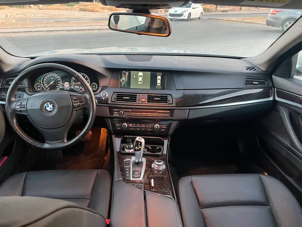 بي إم دبليو 528i 2013 - صورة 4