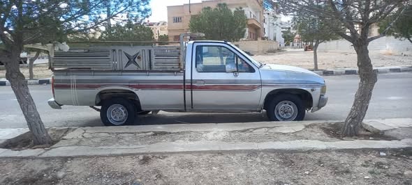 نيسان بيك أب 1993 - صورة 3