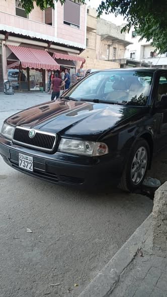 سكودا أوكتافيا 2001 - صورة 3