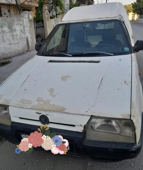 سكودا بيك آب 1996 - صورة 2