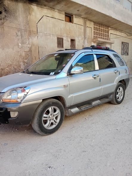 كيا سبورتاج 2005 - صورة 2