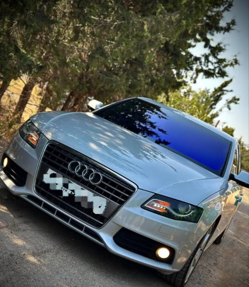 أودي A4 2011 - صورة 2