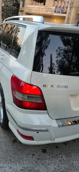 مرسيدس جي ال كي 300 2012 - صورة 3