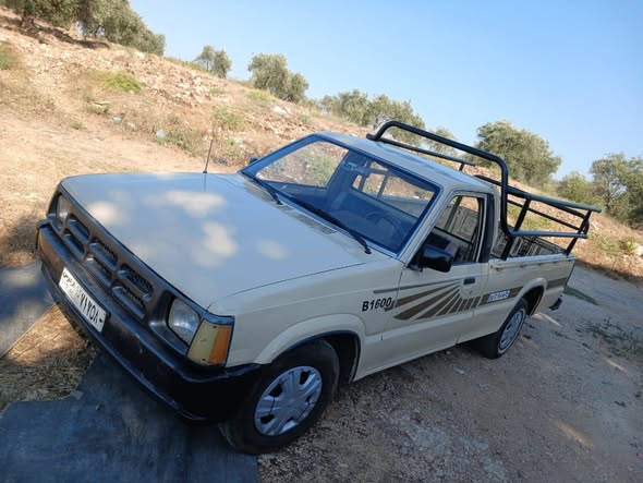 مازدا B1600 1992 - صورة 2