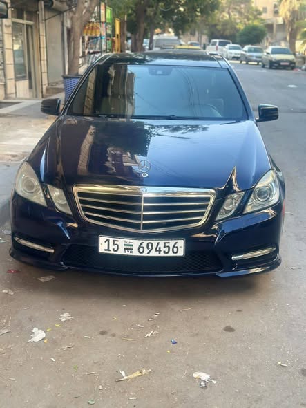 مرسيدس E350 2012 - صورة 1