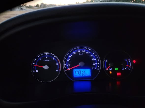 هيونداي سانتافي 2011 - صورة 3