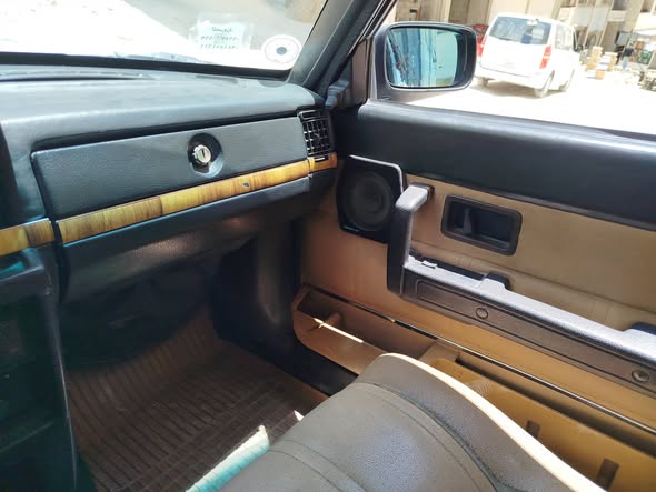 فولفو 240 1993 - صورة 1