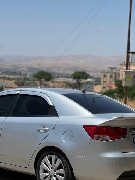 كيا فورتي 2010 - صورة 3