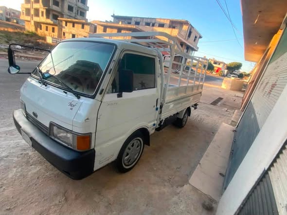 كيا 2700 1995 - صورة 2