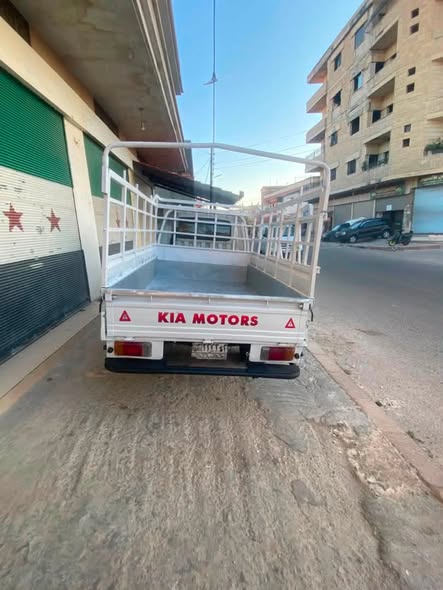 كيا 2700 1995 - صورة 4