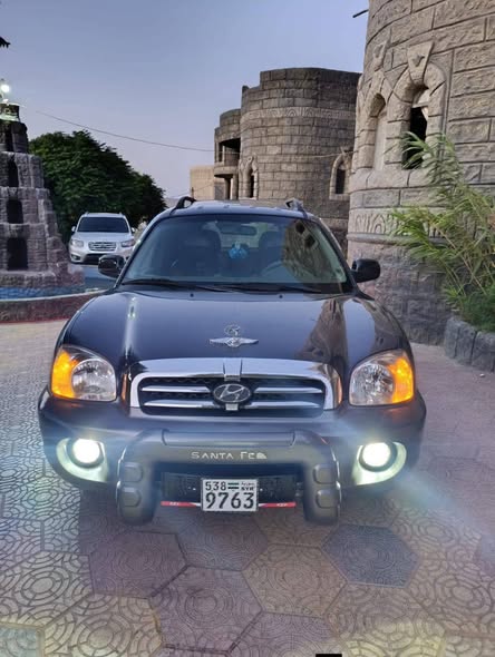 هيونداي سنتافي 2005 - صورة 4