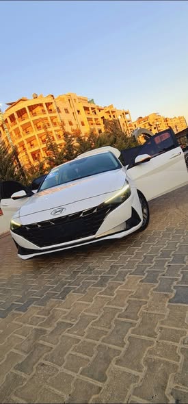 هيونداي افانتي 2021 - صورة 5