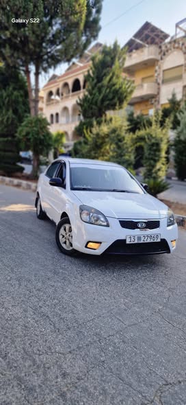 كيا ريو 2011 - صورة 1