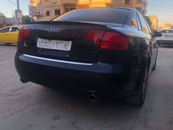 اودي A4 2006 - صورة 3
