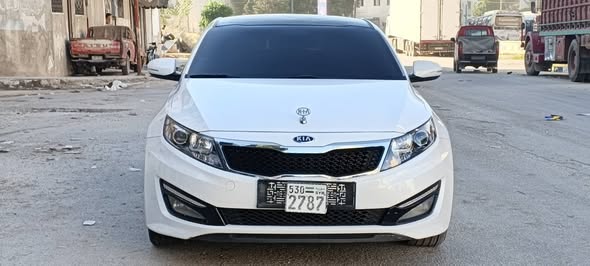 كيا K5 2011 - صورة 2