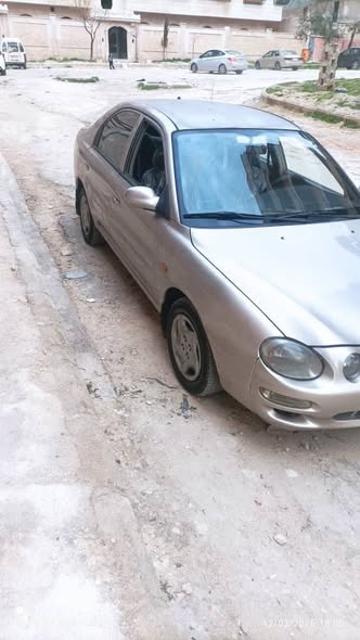 كيا شوما 2002 - صورة 4