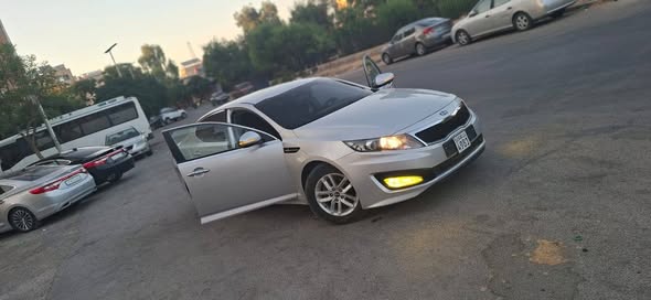 كيا K5 2012 - صورة 1