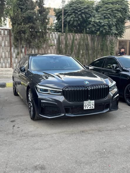 بي إم دبليو 740 2020 - صورة 3