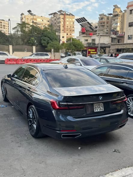 بي إم دبليو 740 2020 - صورة 5