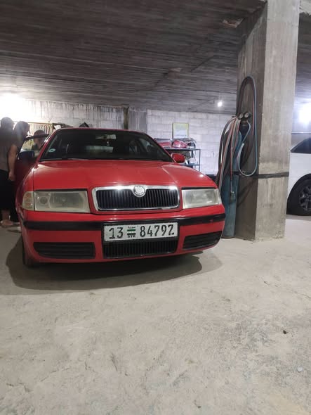 سكودا اوكتافيا 2001 - صورة 3